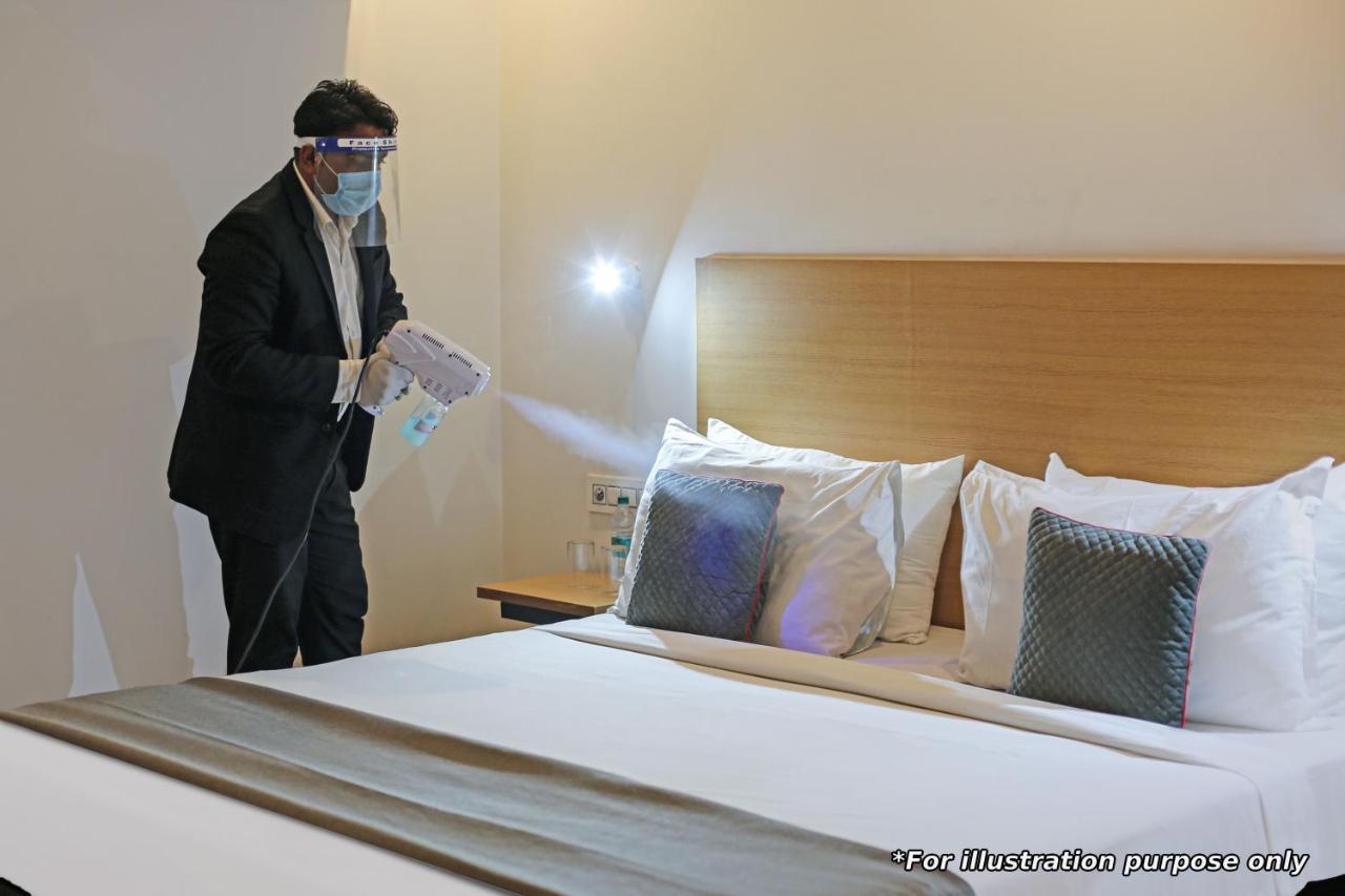 Townhouse Oak 46940 Hotel Vrindavan Sultānpur Eksteriør bilde
